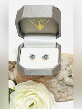 10k Gold Blue Topaz and Diamonds Starburst Stud Earrings